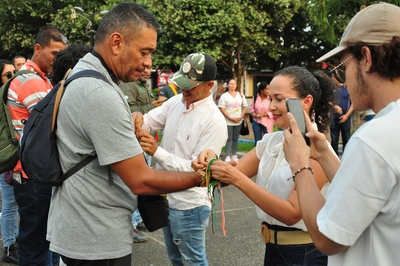 Canales de Comunicación